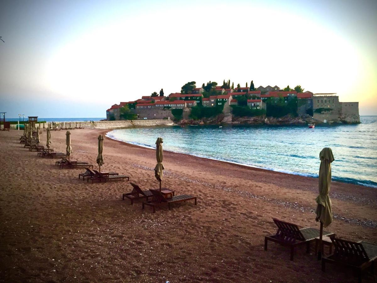 Sound Of The Sea Apartment Ilha Sveti Stefan Exterior foto