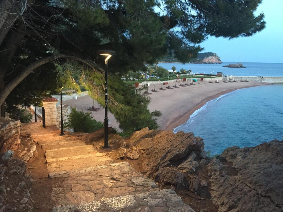 Sound Of The Sea Apartment Ilha Sveti Stefan Exterior foto